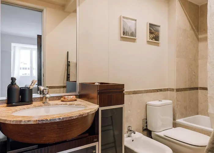 Riu - 3 Bedrooms In Avenidas Novas Lisboa